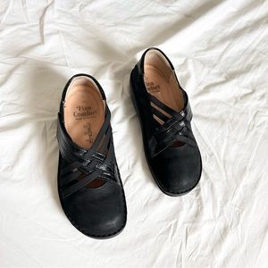 Finn Comfort Women's Black Heels